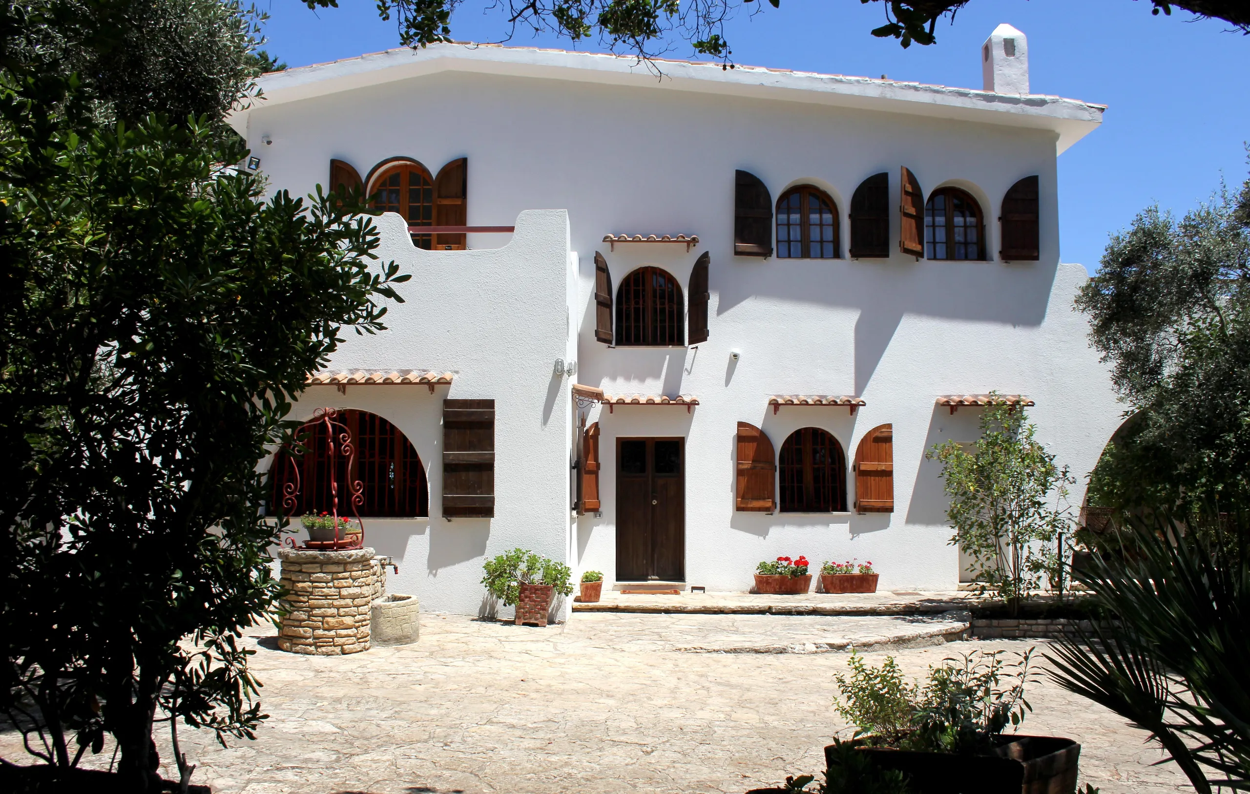 Main Villa Image