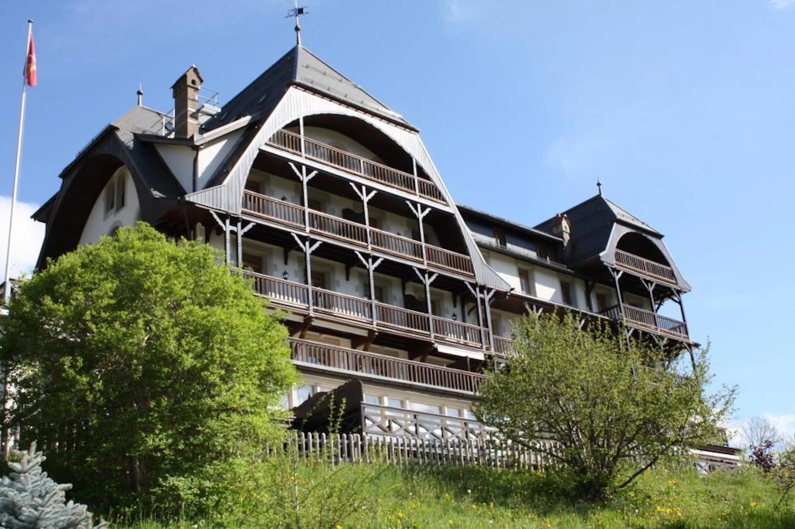 Main Villa Image