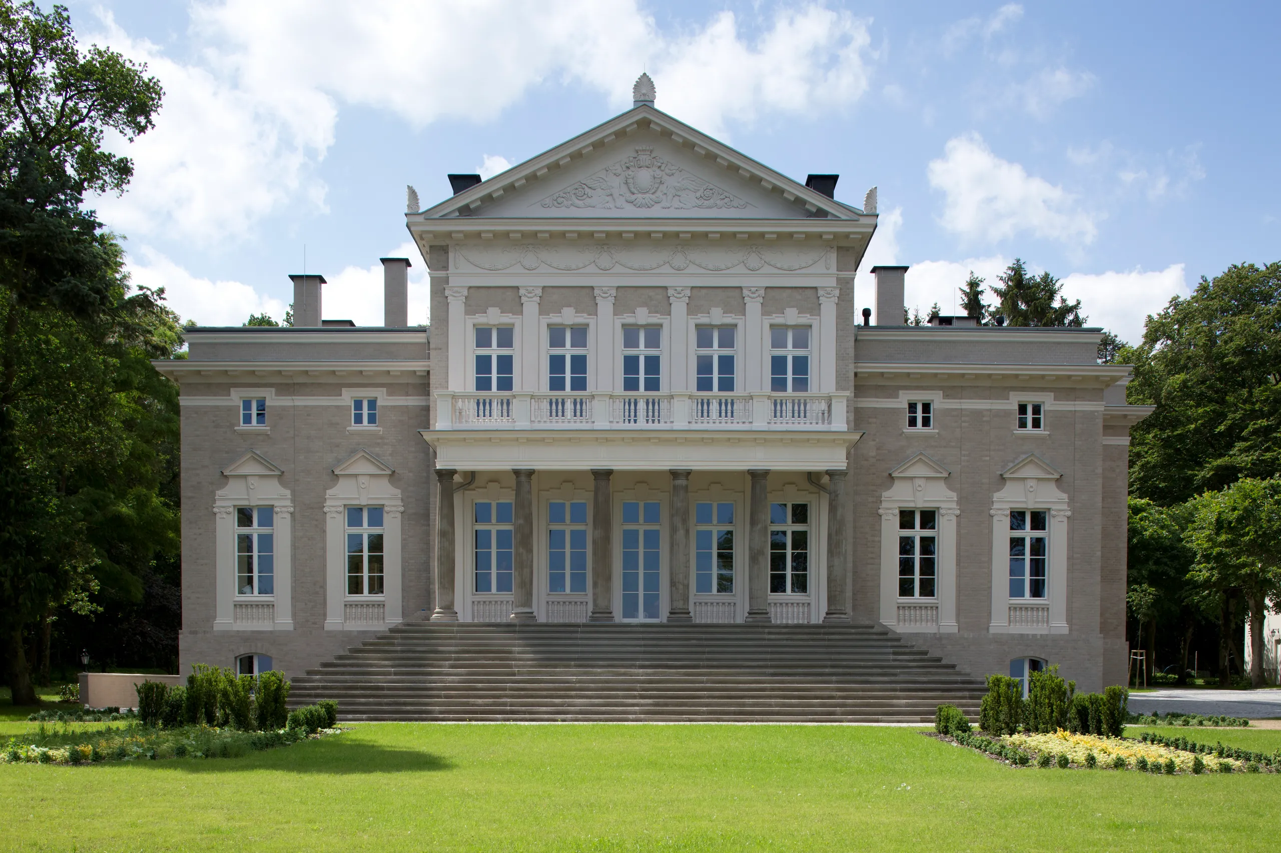 Main Villa Image
